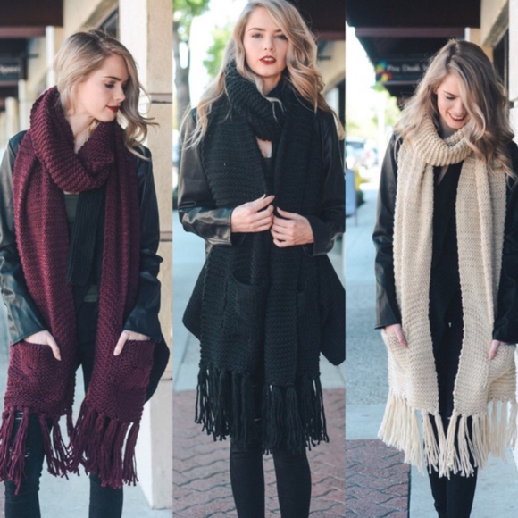 Cozy Oversized chunky Knit Tassel Scarf Pockets - Picture 2 of 4